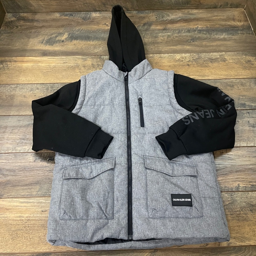 Calvin Klein Jeans Boys XL 18/20 Gray Black Hooded Puffer Jacket Mixed Media